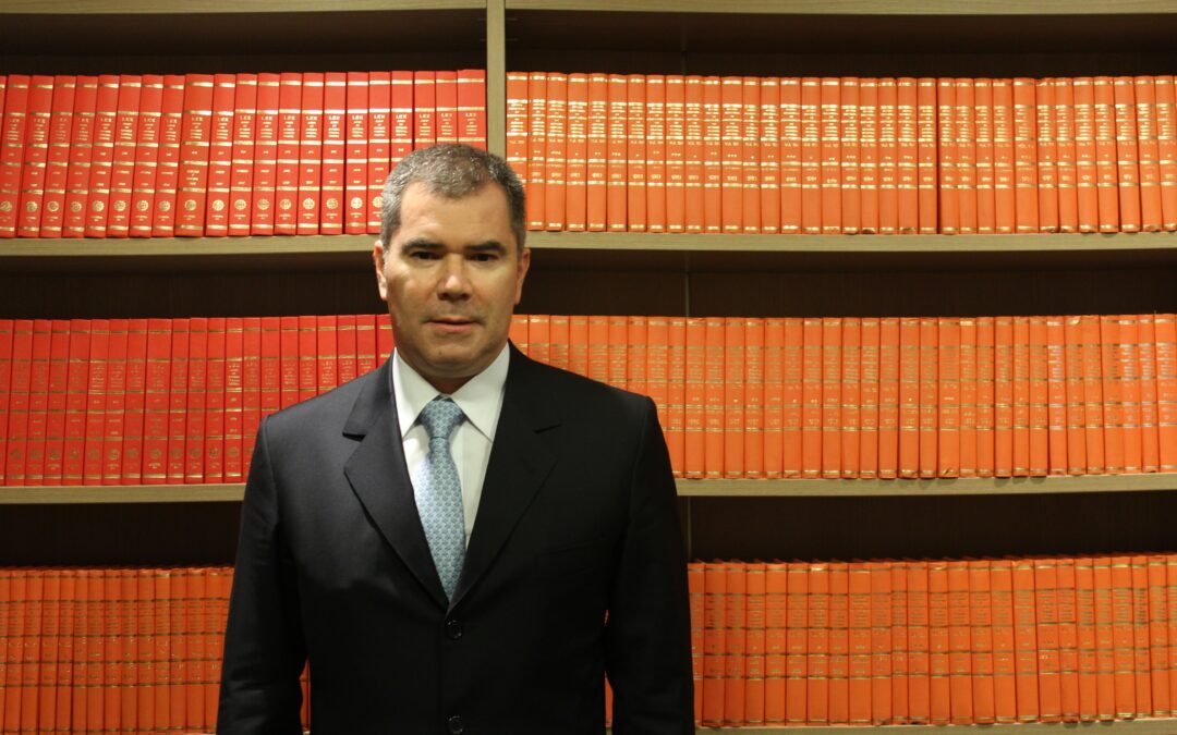 PEC sugere calote no pagamento de precatórios