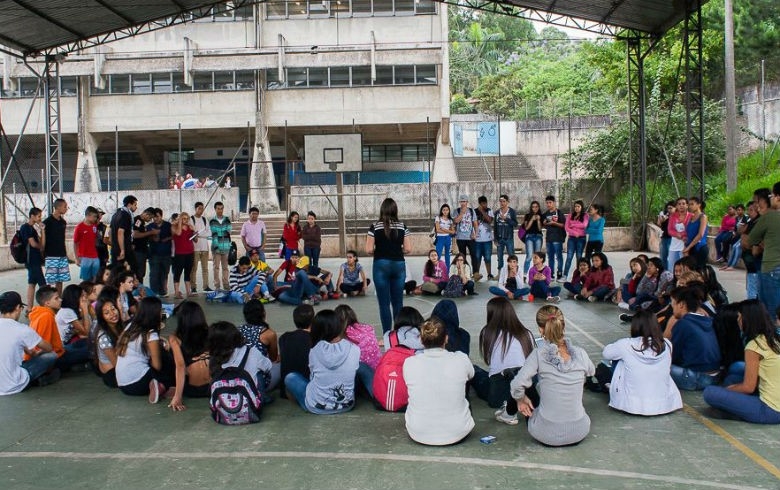 Estudantes desocupam mais 29 escolas estaduais