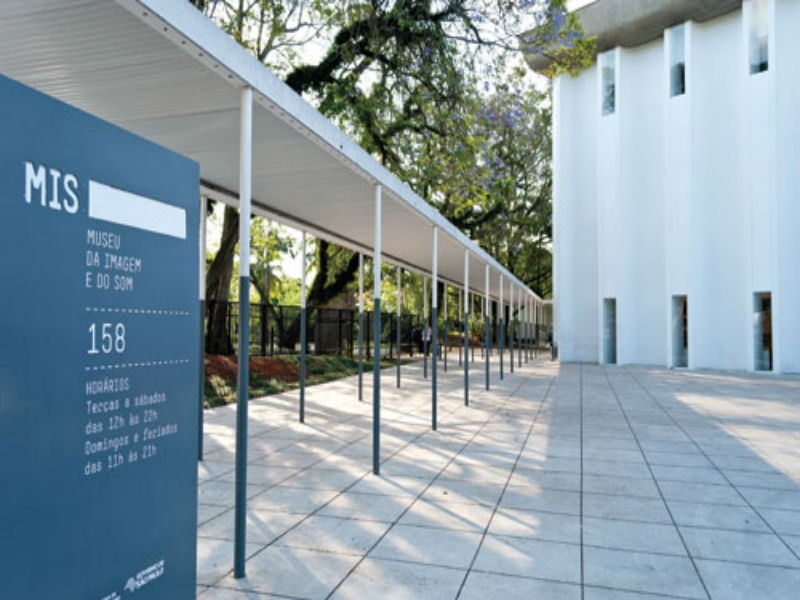 No MIS: projetos educativos e gratuitos