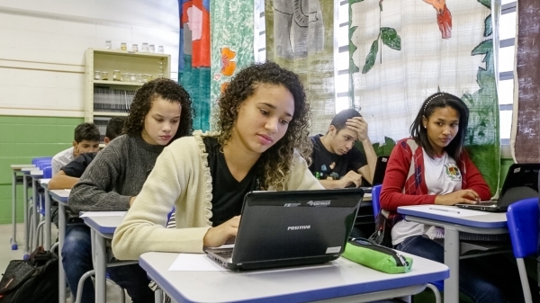 Secretário fará encontros com alunos de SP