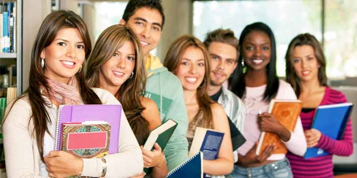 CIEE recruta estudantes para estágio no TRE