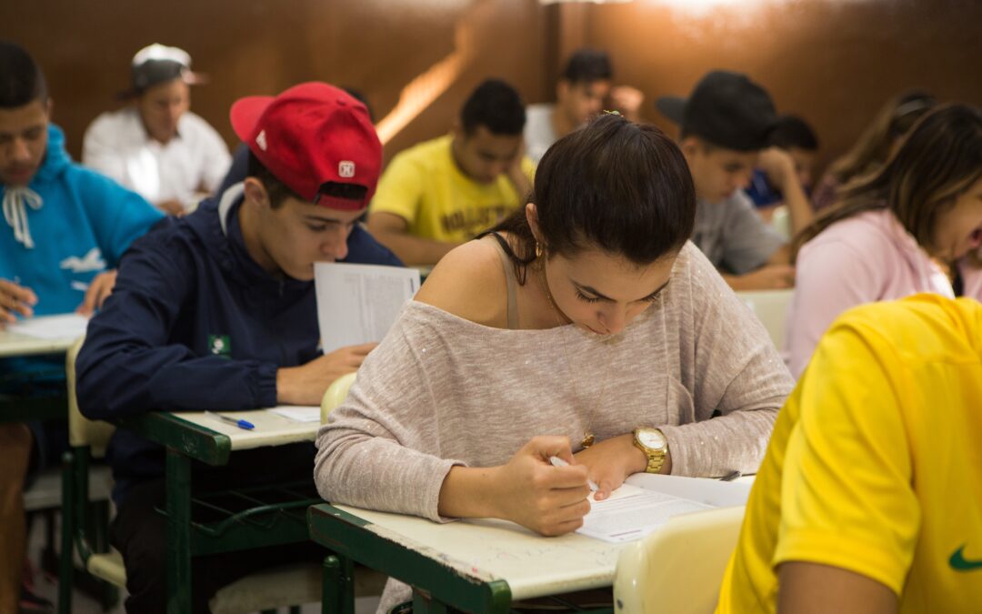 Resolução SE 49 – Aplicação da Prova Saresp