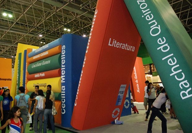 Bienal do Livro encerra com vendas e público abaixo do esperado