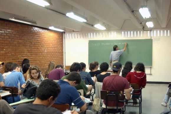 Enem 2015: apenas 115 escolas têm nota máxima em redação