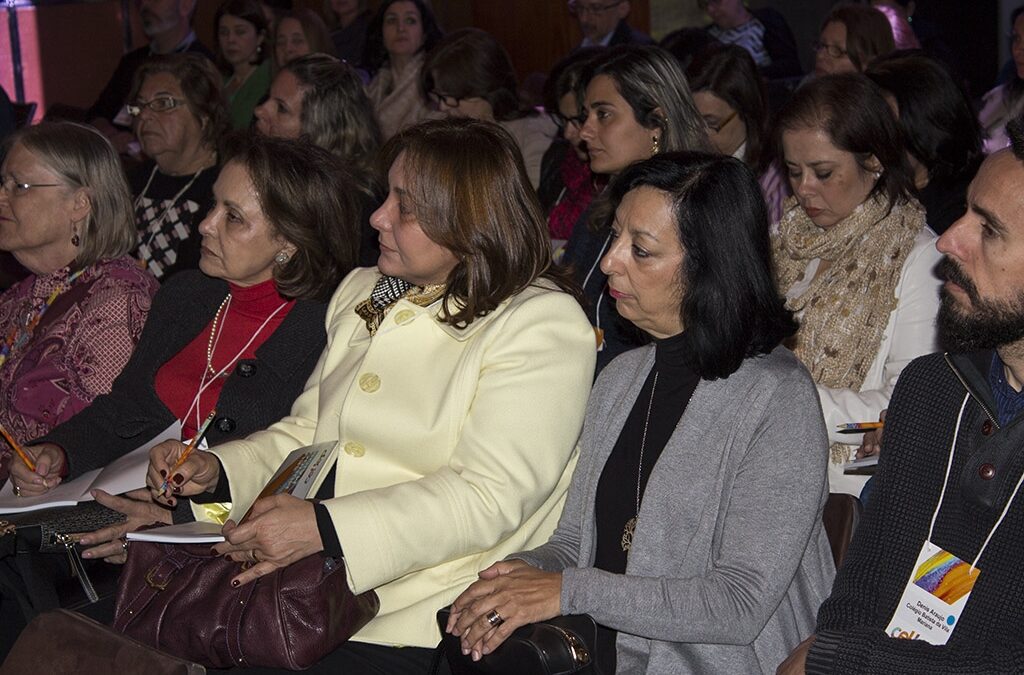 Liderança, educação e escola são temas de evento para professores