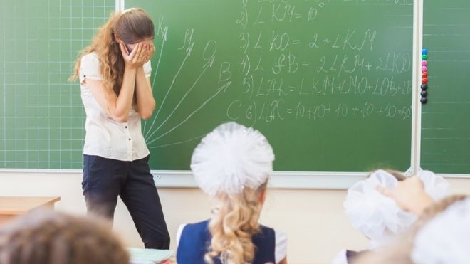 Por mês, 23 professores da rede pública são agredidos na escola
