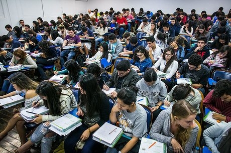 70% dos desvios nas cidades afetam saúde e educação
