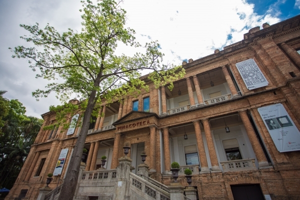 Participe da ação mundial “Museum Selfie Day”