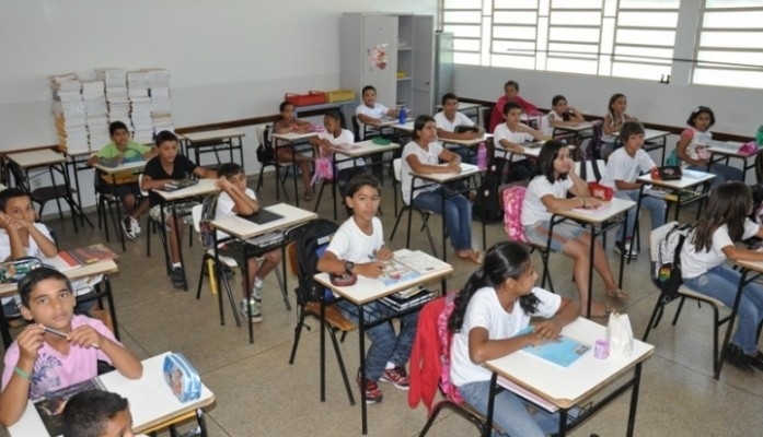 Professores da Rede Municipal aprovados devem escolher aulas
