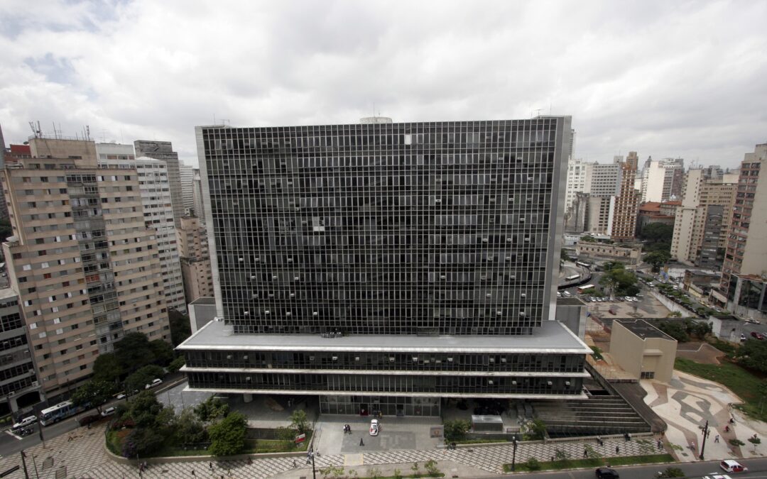 Prefeitura reenvia à Câmara projeto que limita benefício
