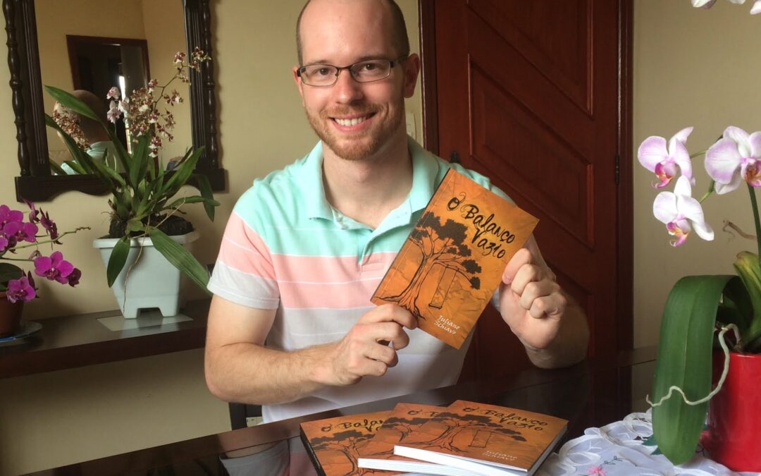 Palestra dá dica de como escrever e publicar livro