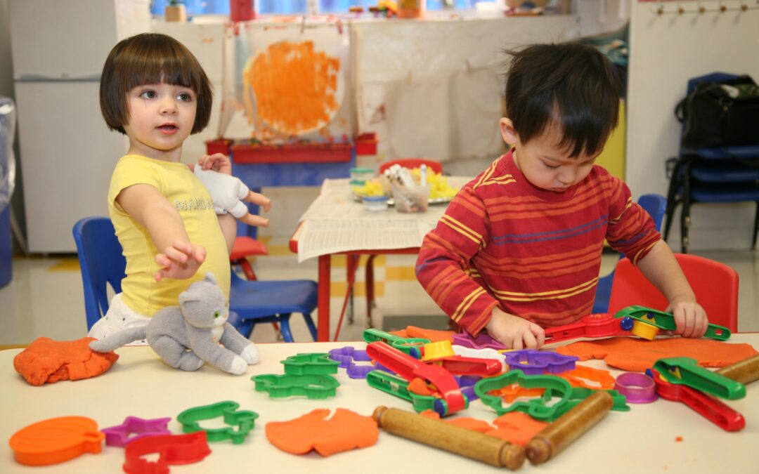 Governo de SP doará áreas de 34 escolas para construção de creches