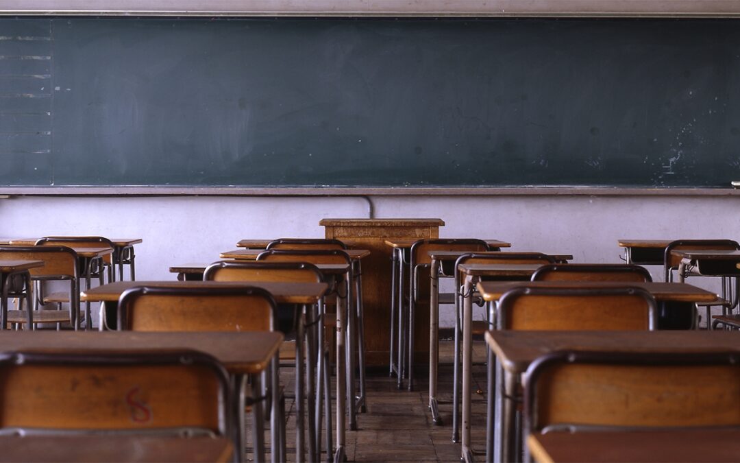 Brasil tem quase 2,5 milhões de crianças e jovens fora da escola