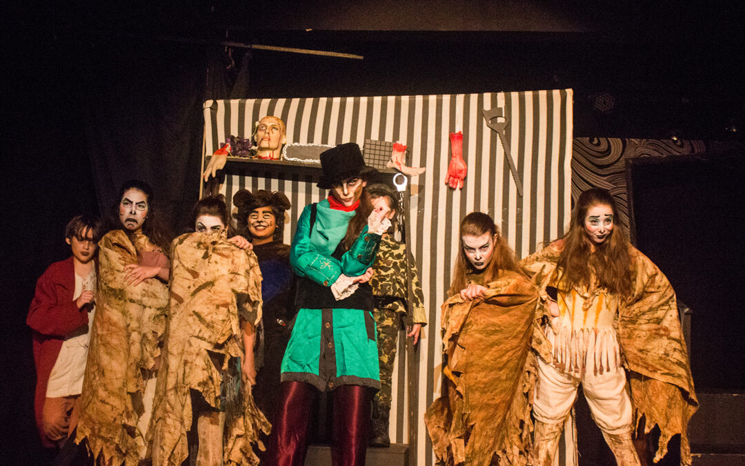 Peça trata de angústias juvenis