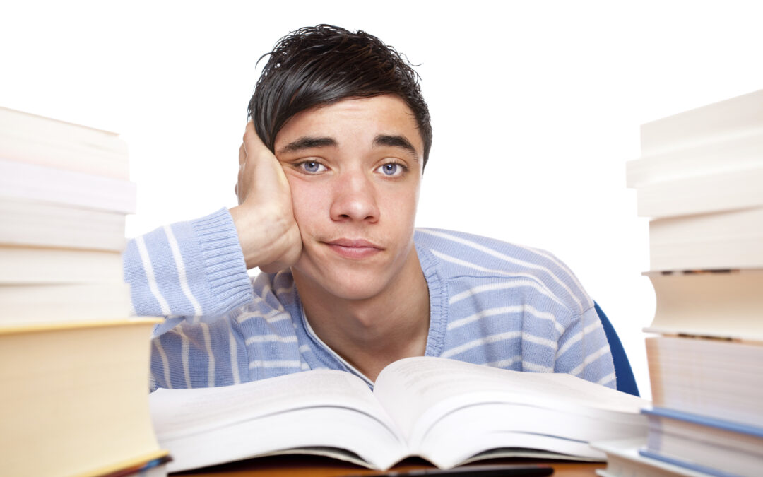 Tendência é Enem ficar mais difícil e não incluir itinerários