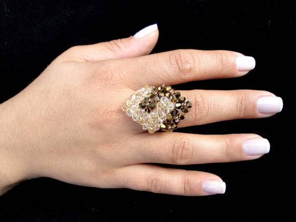 Professores aposentados aprenderão a confeccionar anéis