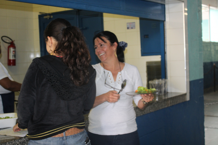 Professora de Guarulhos recebe Título ‘Professor do Ano’