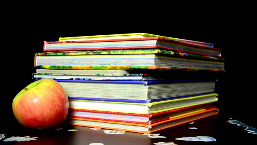 Projeto de Lei prevê desconto aos professores na compra de livros