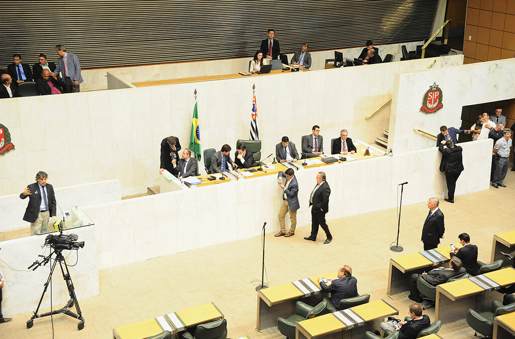 Alesp aprova Projeto de Lei 920/17, sobre renegociação da dívida de SP