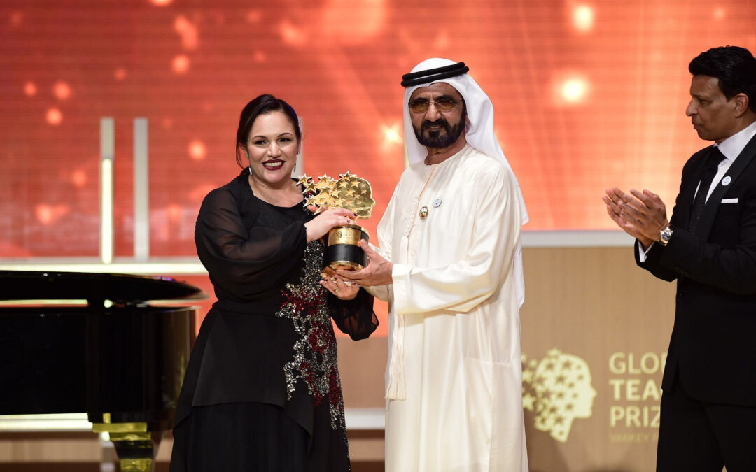 Ganhou US$ 1 milhão por aprender 35 idiomas para acolher alunos