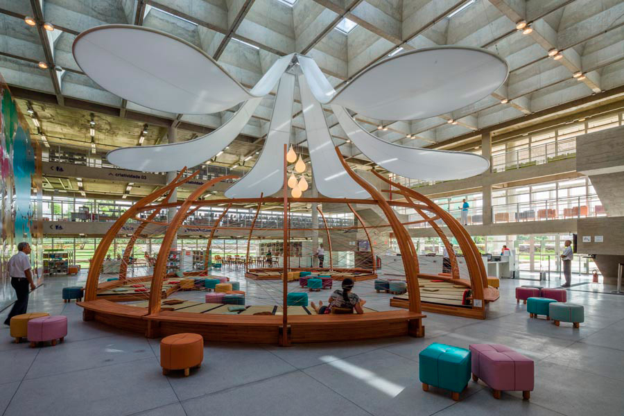 Antigo lixão, biblioteca de SP disputa prêmio de melhor do mundo