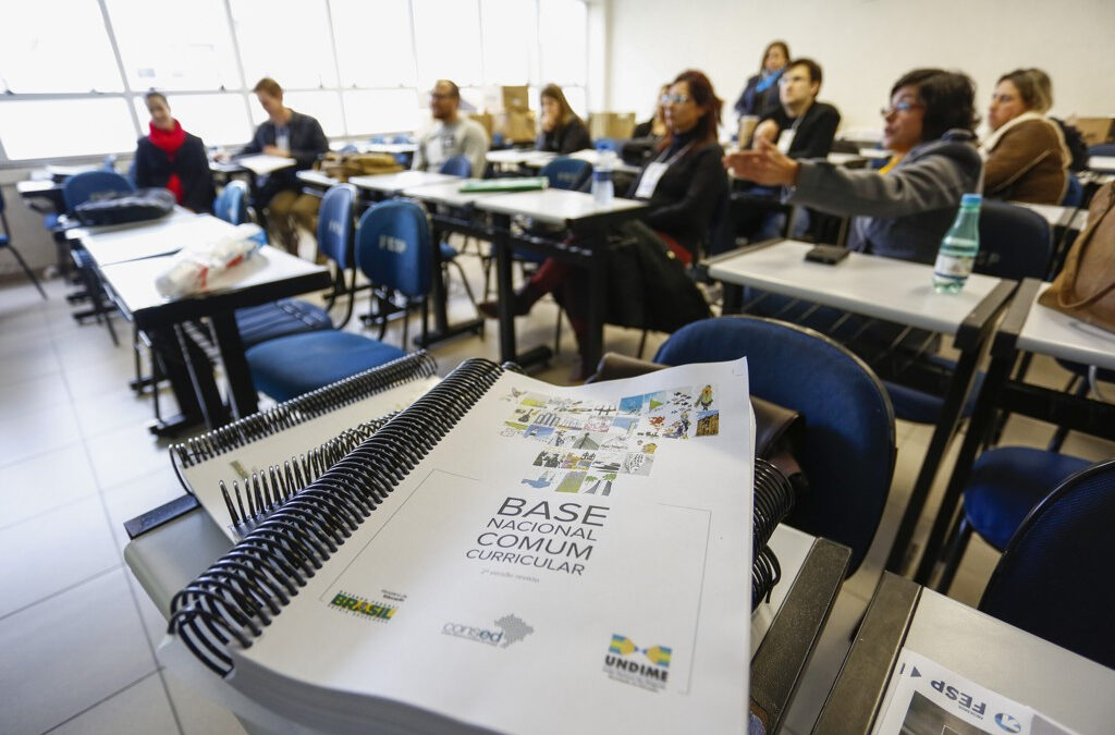 Consulta Pública do Estado para BNCC está disponível