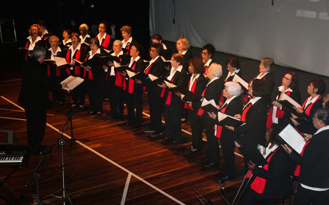 Mestras participam de Encontro no Teatro Municipal de Osasco