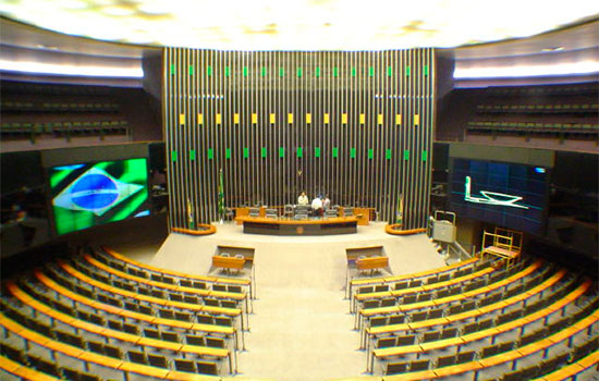 Votação do ‘Escola Sem Partido’ é adiada novamente