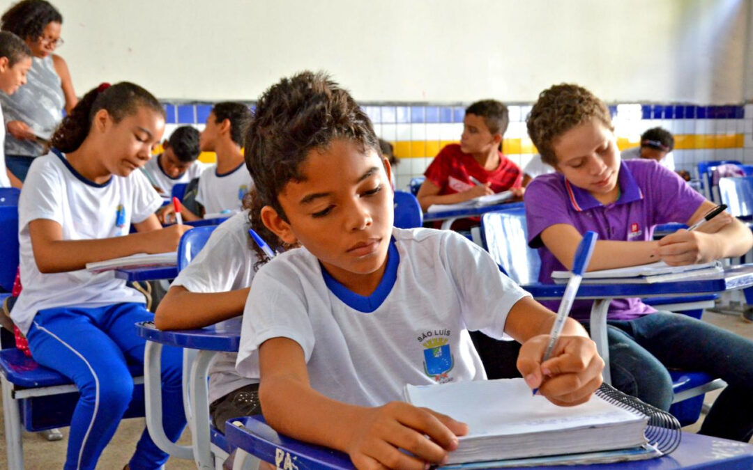 Professor da rede municipal vai escolher local de trabalho
