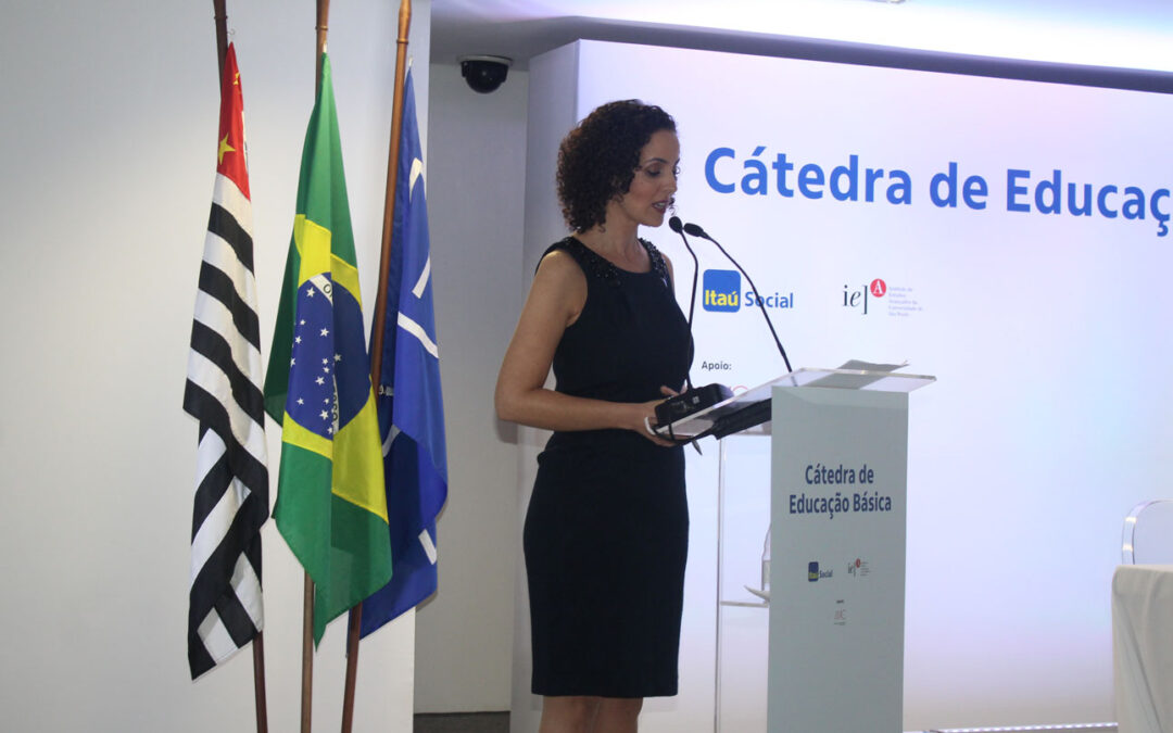 USP lança Cátedra para formação do Professor