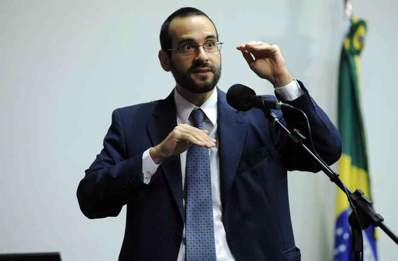 Abraham Weintraub, um economista, é o ministro da Educação