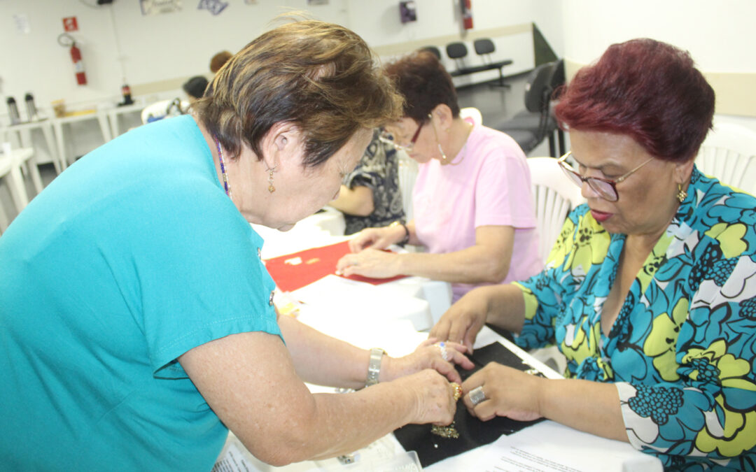 Reunião com professores aposentados será dia 31