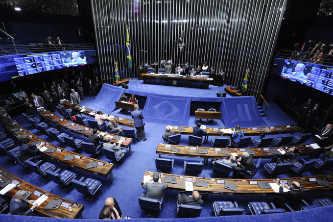 Propostas sobre Fundeb vitalício ganham força no Senado