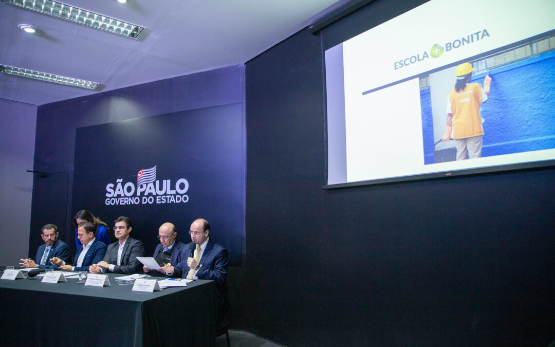 SEE anuncia que reformará 1.384 escolas em todo o estado