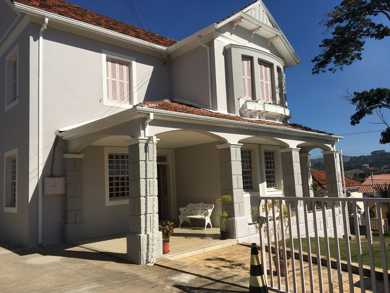 Escritório de Bragança Paulista muda para casarão restaurado