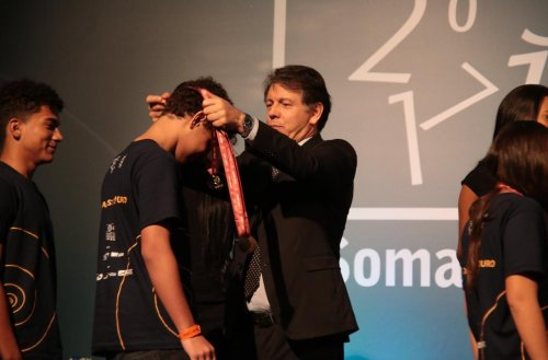726 alunos de SP conquistam medalhas na OBMEP