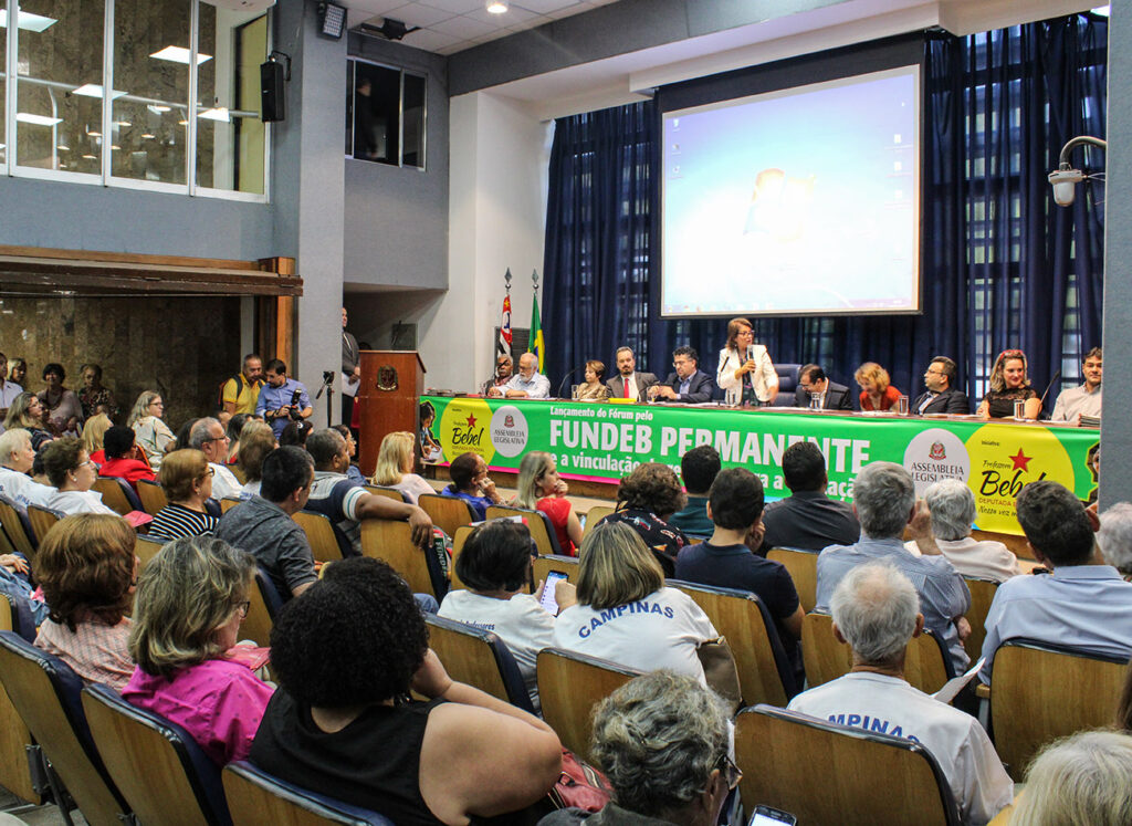 Evento aconteceu na Alesp com lotação máxima