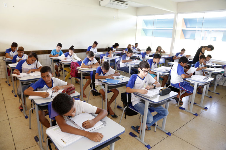 Gráfica pode retardar cronograma de avaliação da educação básica
