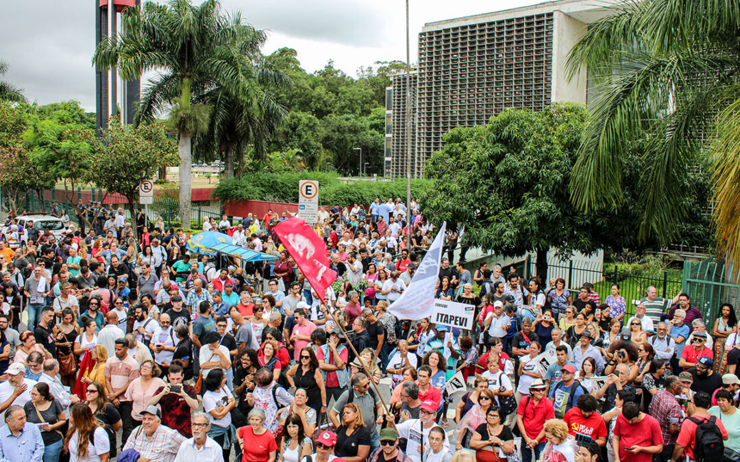 Contra Previdência, professores se reúnem na Alesp pela 1ª vez em 2020