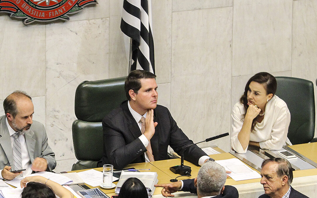 URGENTE: votação da Previdência é adiantada para as 9h