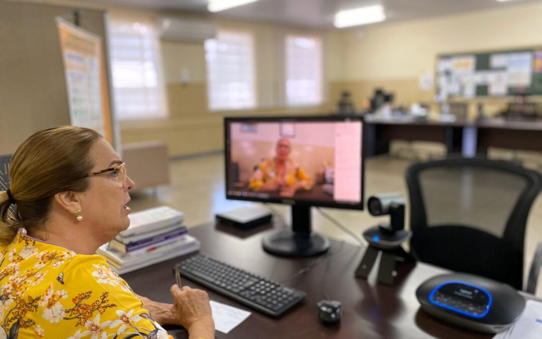 Replanejar o quê, senhor secretário da Educação?