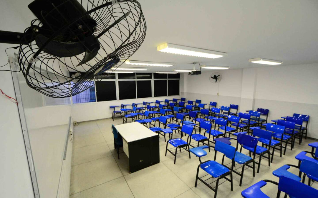 Dispensa para professores de particulares é ampliada