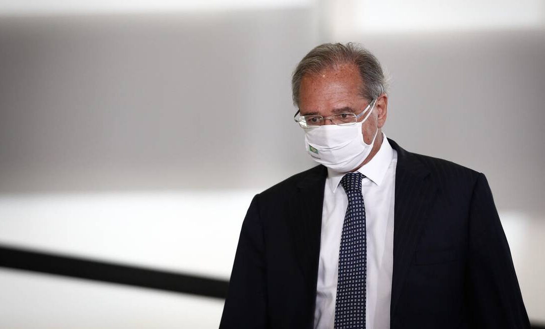 Governo Federal vai antecipar 13º de aposentados e abono salarial
