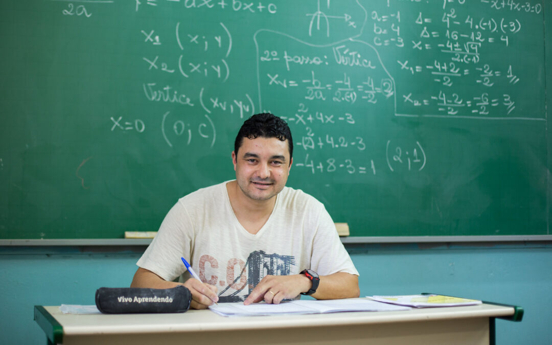 Parecer Jurídico: Processo de Seleção para Contratação de Docente