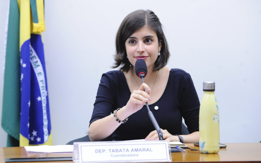 Preconceito: pedido de suspensão de trecho de livros didáticos