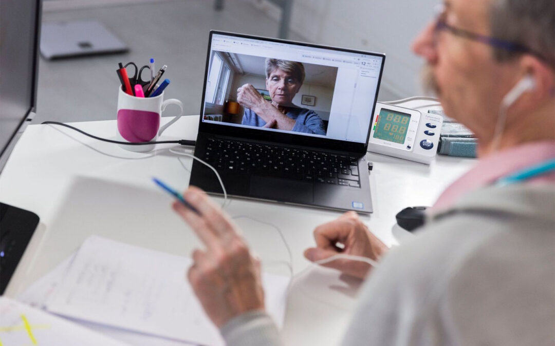 Iamspe inicia atendimento a servidores por telemedicina