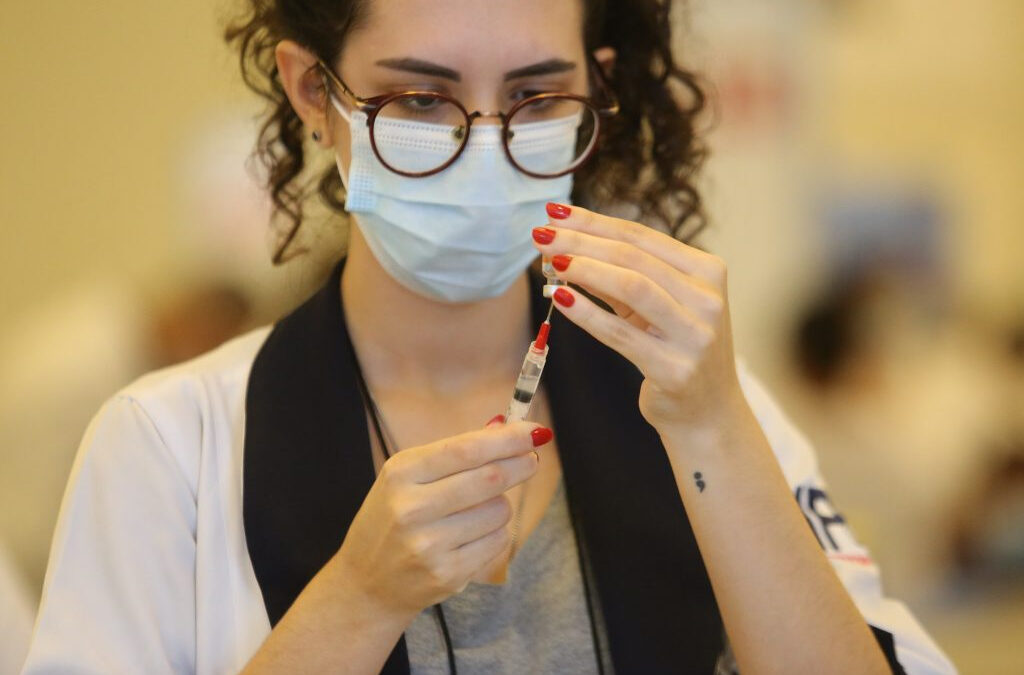 Educação SP anuncia cadastro para vacinação contra a Covid-19