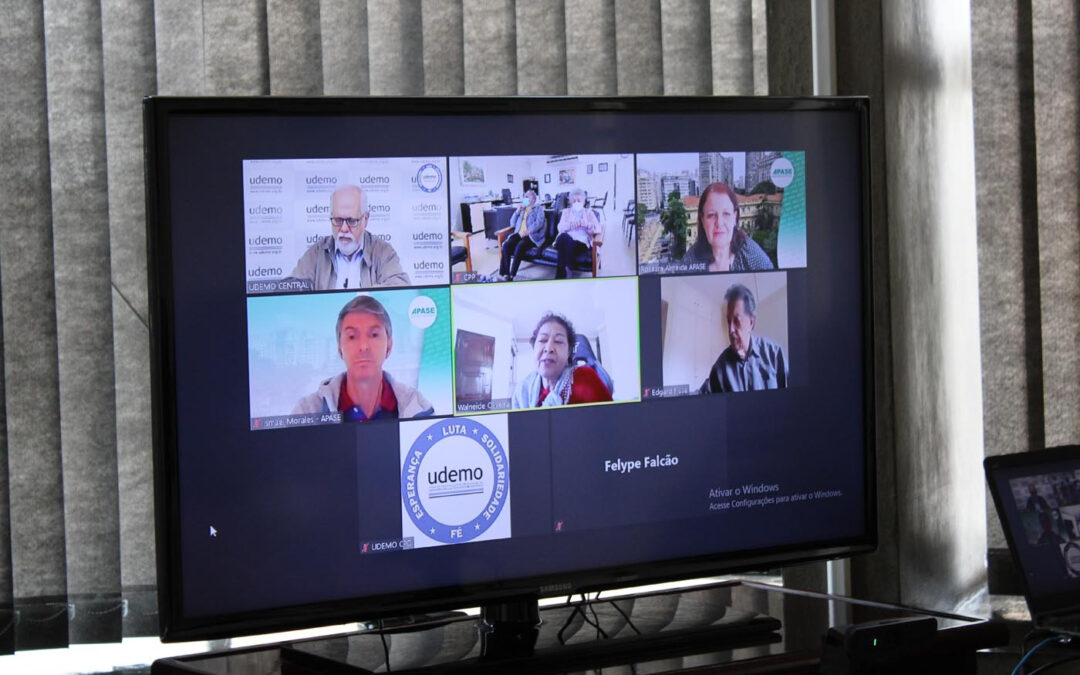 Magistério realizará live extraordinária nesta quarta