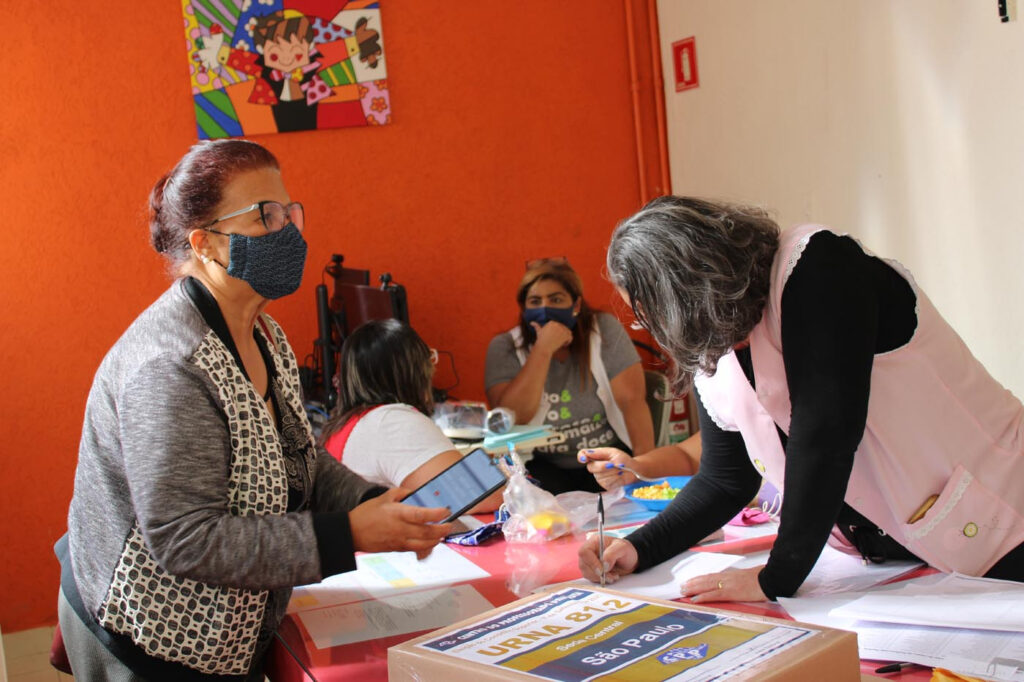 Foto: Leila Ofélia. Professora da Escola Estadual Judith Guimarães dos Santos, na zona norte da capital