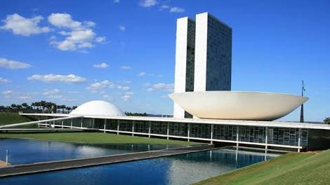 Promessa: após aprovação do PEC Precatórios, R$ 4,5 bi para Educação